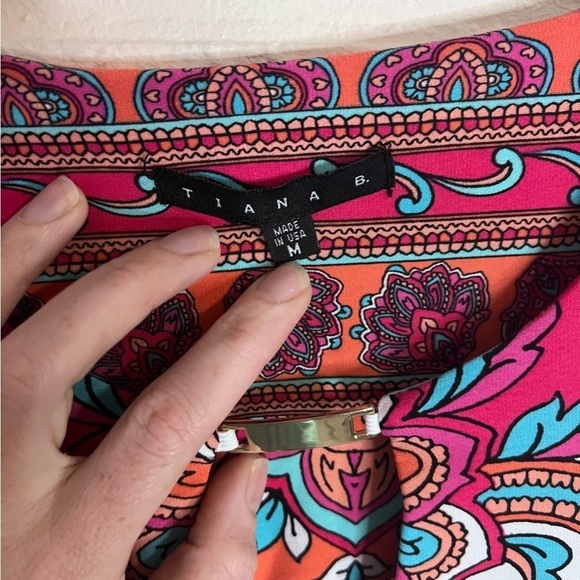 Tiana B Pink Colorful Geometric 3/4 sleeve Mini Dress, Women’s Size Medium - Picture 2 of 9